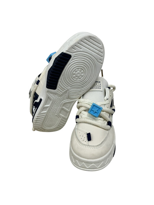 Tenis (SAVIOKE)