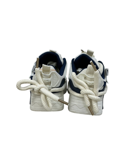 Tenis (SAVIOKE)