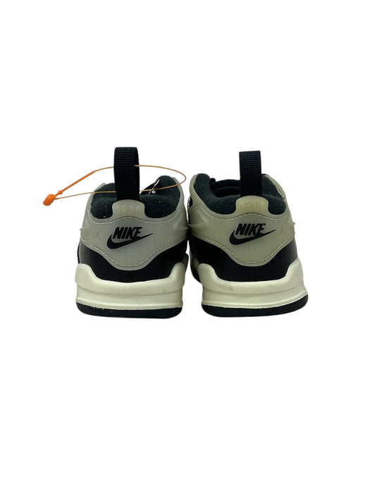 Tenis para bebé 6C (NIKE)