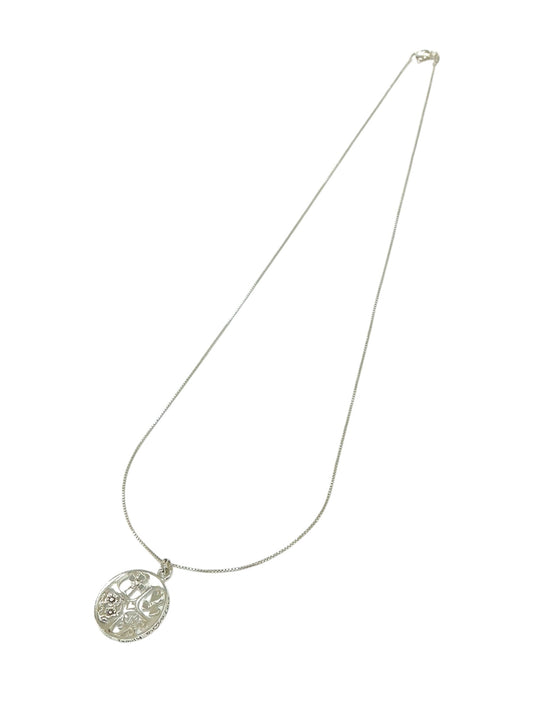 Collar de plata (925)