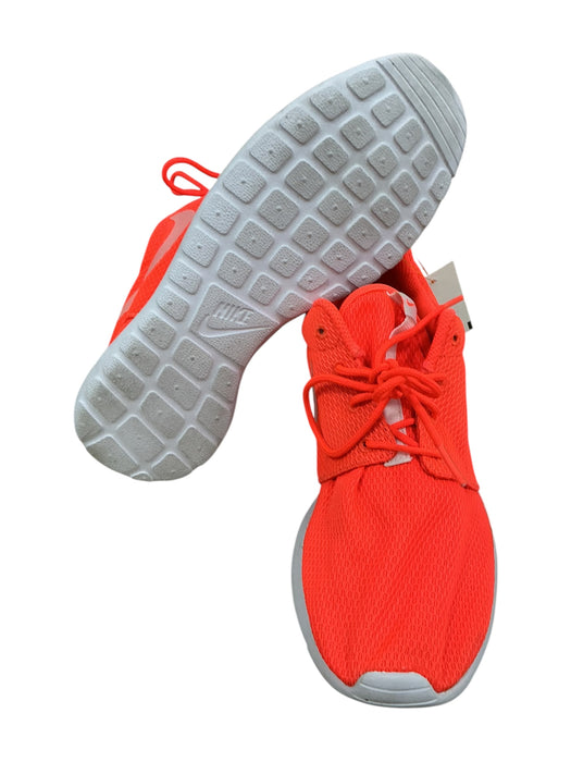 Tenis 8.5