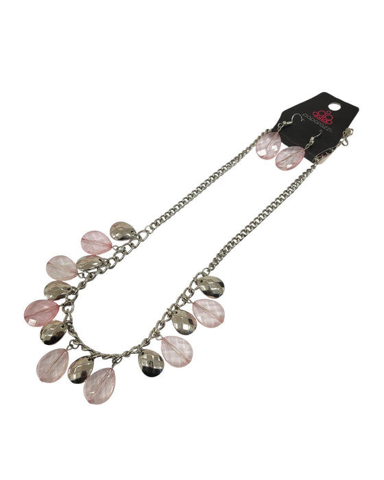 Collar y aretes de fantasía (PAPARAZZI)