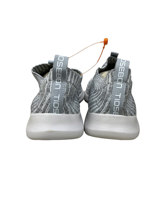 Tenis