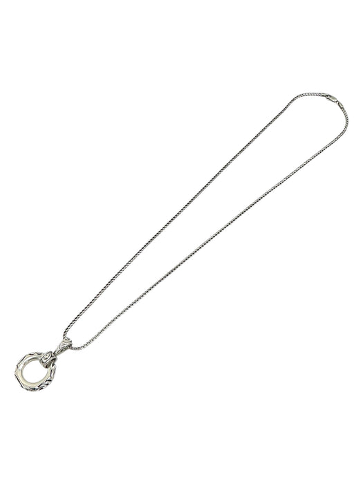 Collar de plata (925)