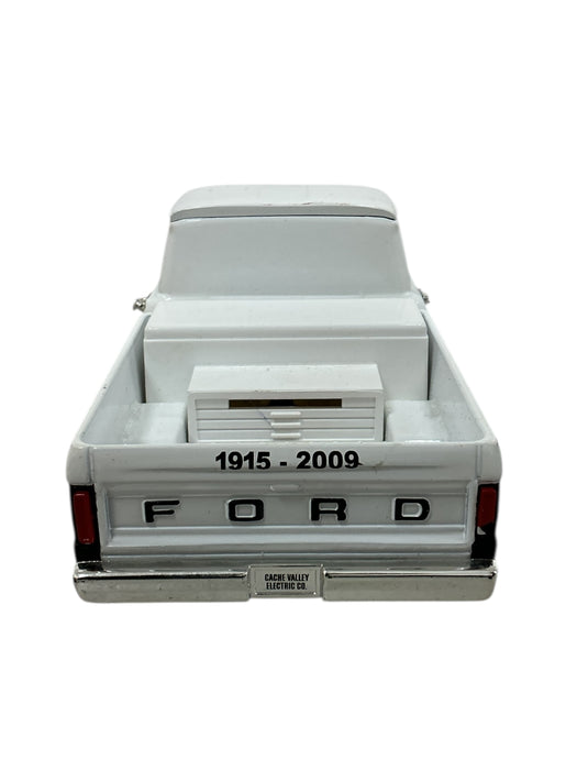 Ford F-100 (ERTL COLLECTION)