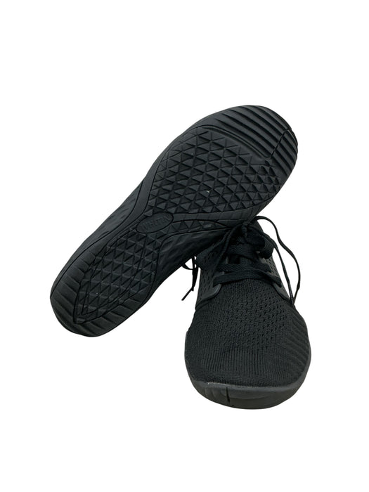 Tenis
