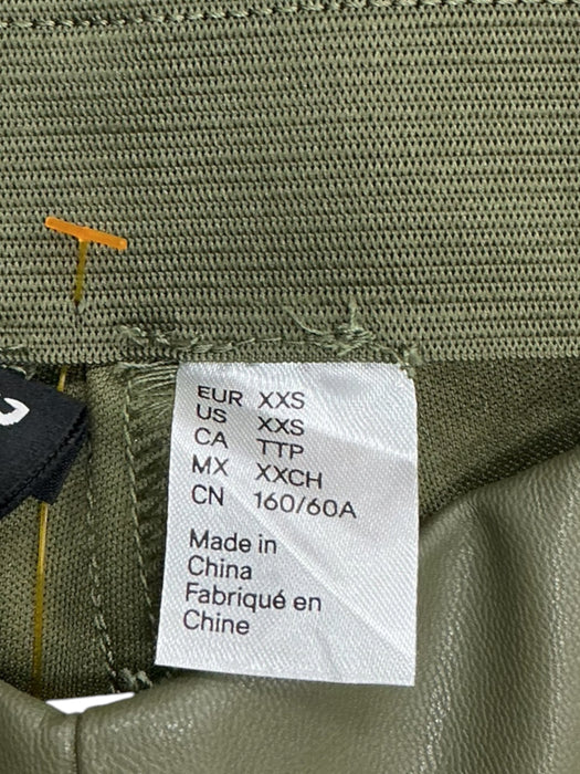 Pantalón XXS (DIVIDED)