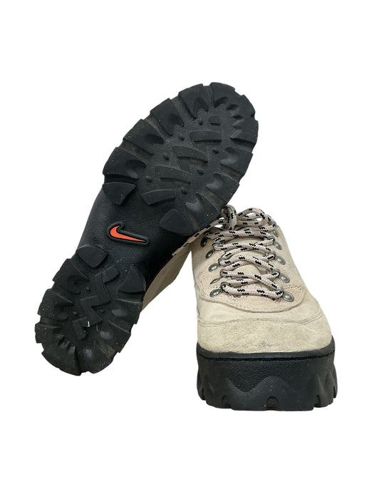Zapato 9 (NIKE)