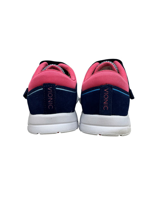Tenis 8.5