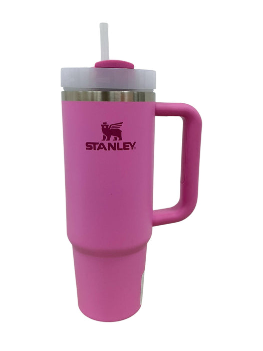 Stanley Quencher H2.0 40oz rosa fucsia - vista frontal con tapa giratoria blanca y popote