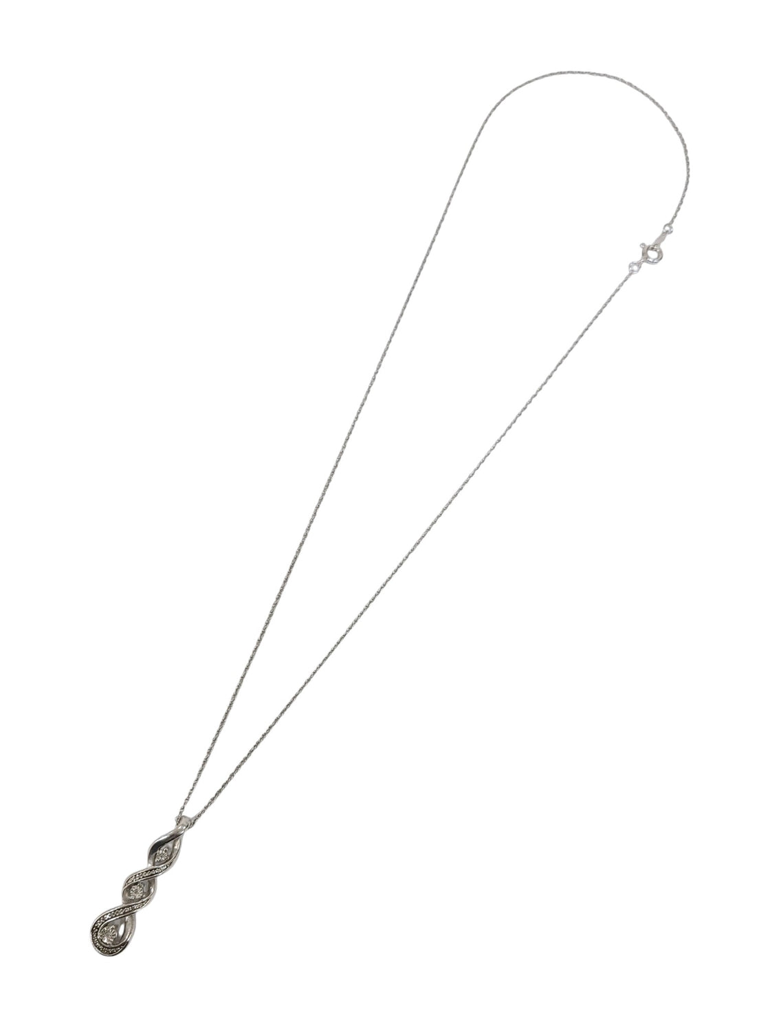 Collar de plata (925)