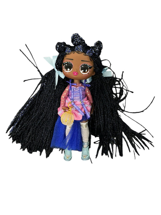 Nia Regal (MGA ENTERTAINMENT)