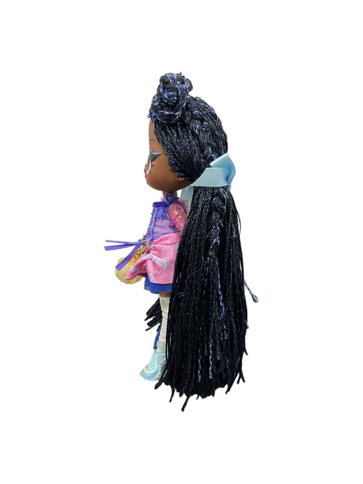 Nia Regal (MGA ENTERTAINMENT)