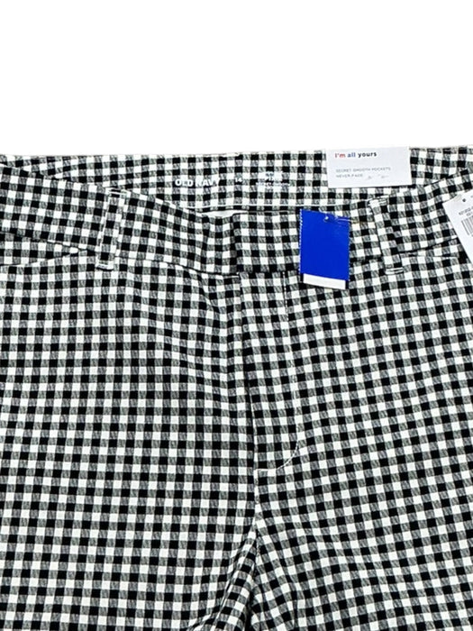 Short 14 (OLD NAVY)