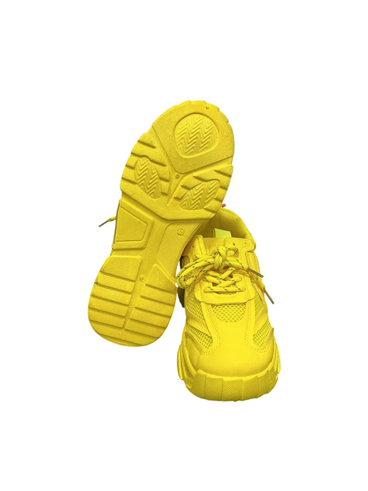 Tenis