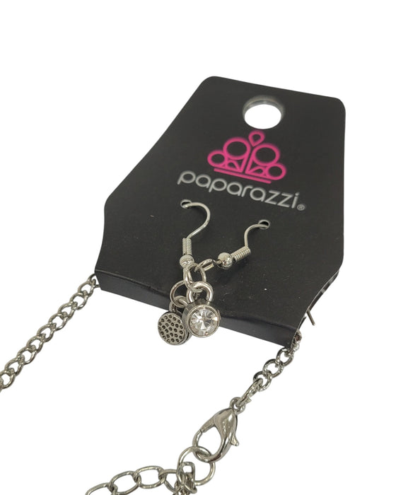 Collar y aretes de fantasía (PAPARAZZI)