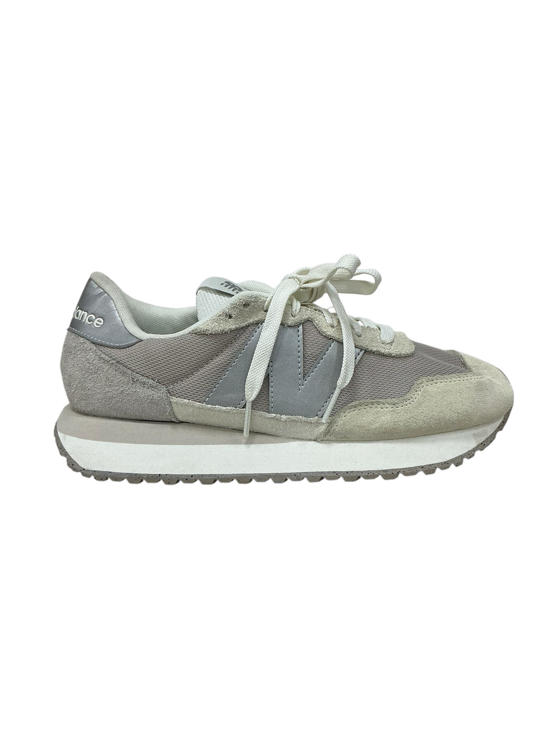 Tenis 8.5 (NEW BALANCE)