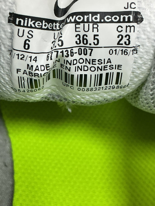 Tenis 6 (NIKE)