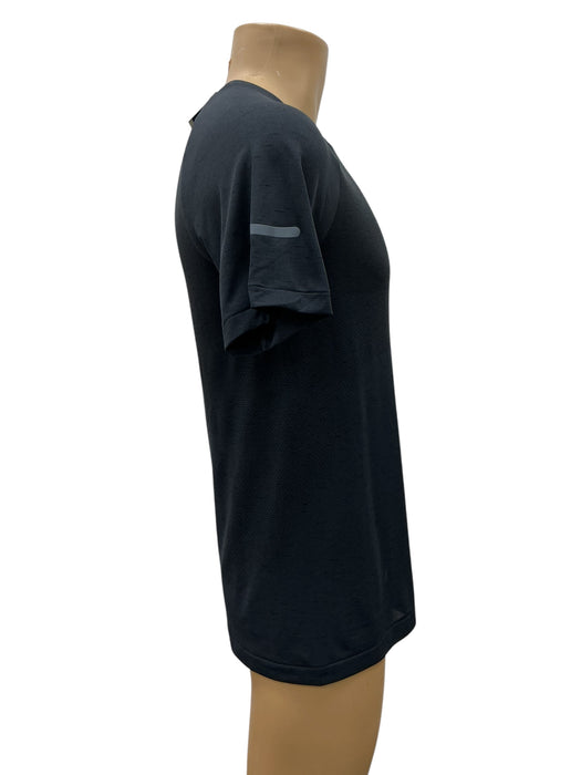 Playera M (UNDER ARMOUR)