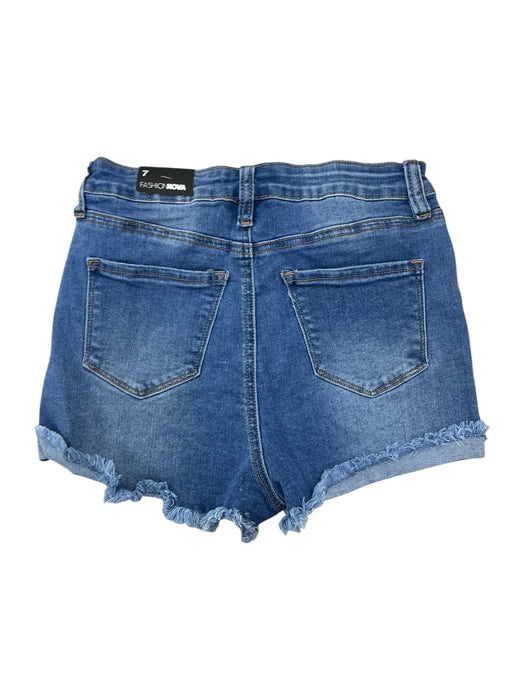 Short 7 (FASHION NOVA)
