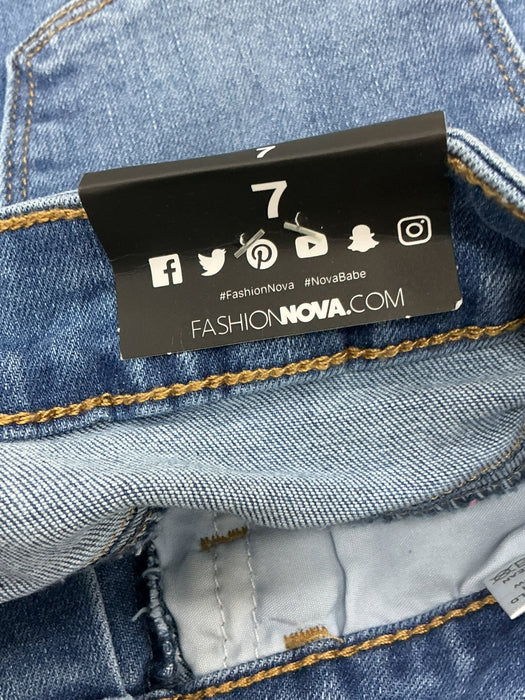 Short 7 (FASHION NOVA)
