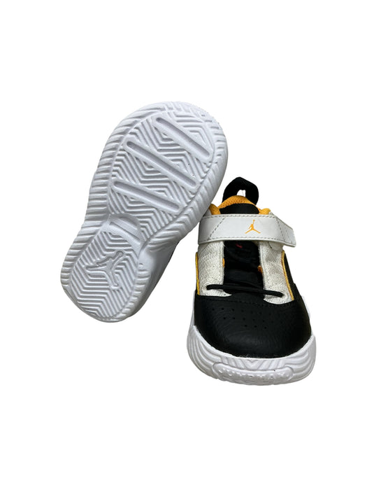 Tenis para bebé 6C (JORDAN)