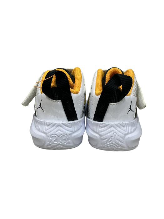 Tenis para bebé 6C (JORDAN)