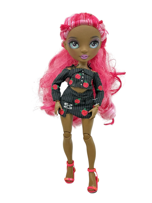 Daria Roselyn (RAINBOW HIGH)