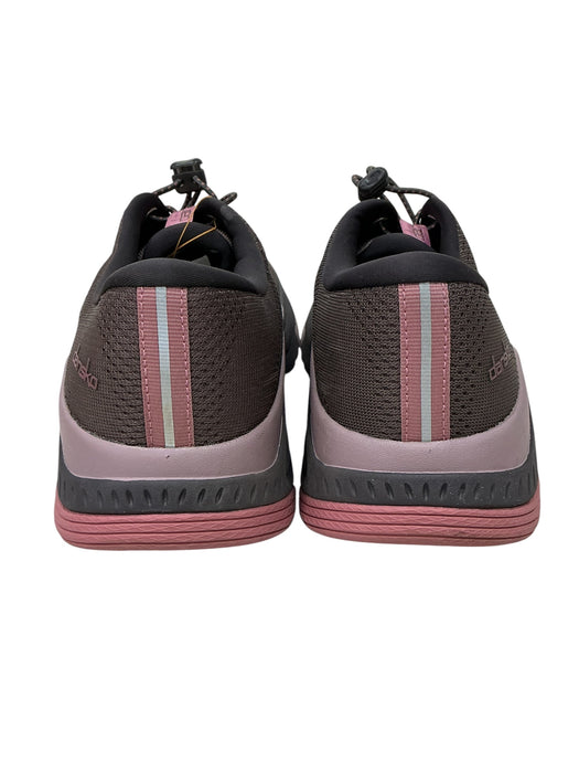 Tenis
