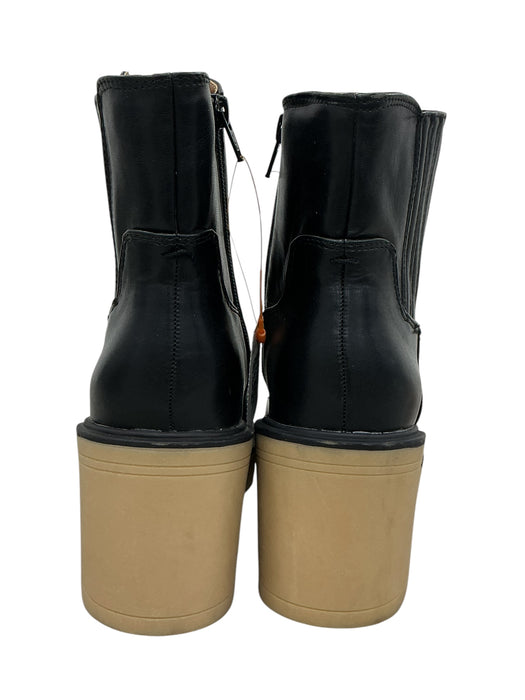 Bota 7.5 (UNIVERSAL THREAD)