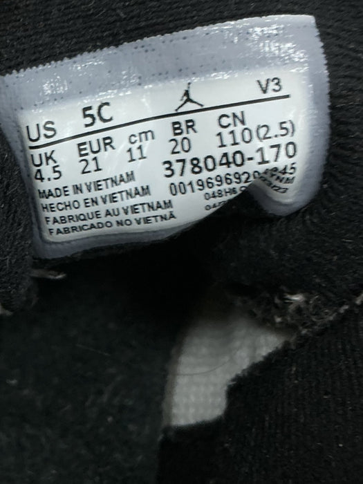 Tenis para bebé 5C (JORDAN)
