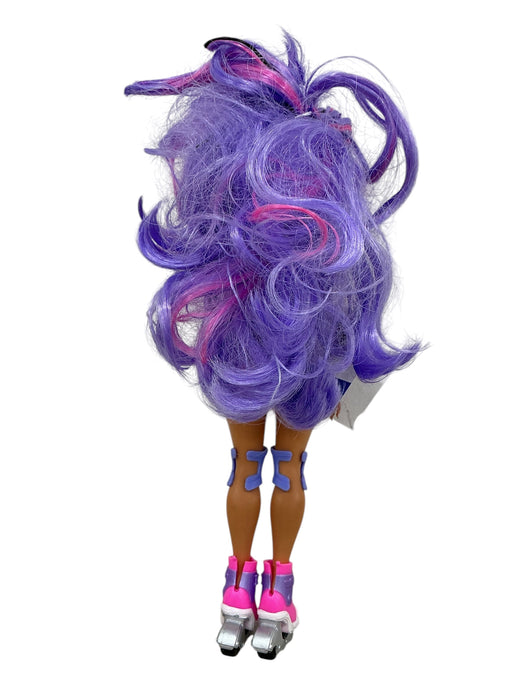Roller Chick (LOL)