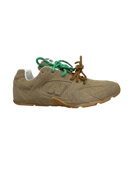 Tenis