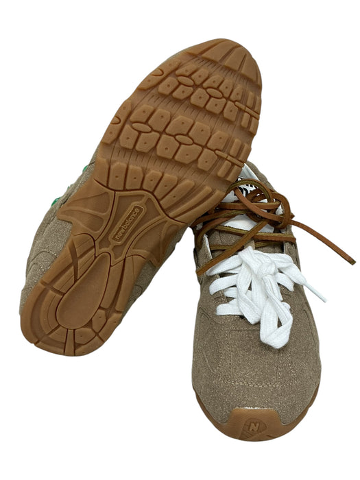 Tenis