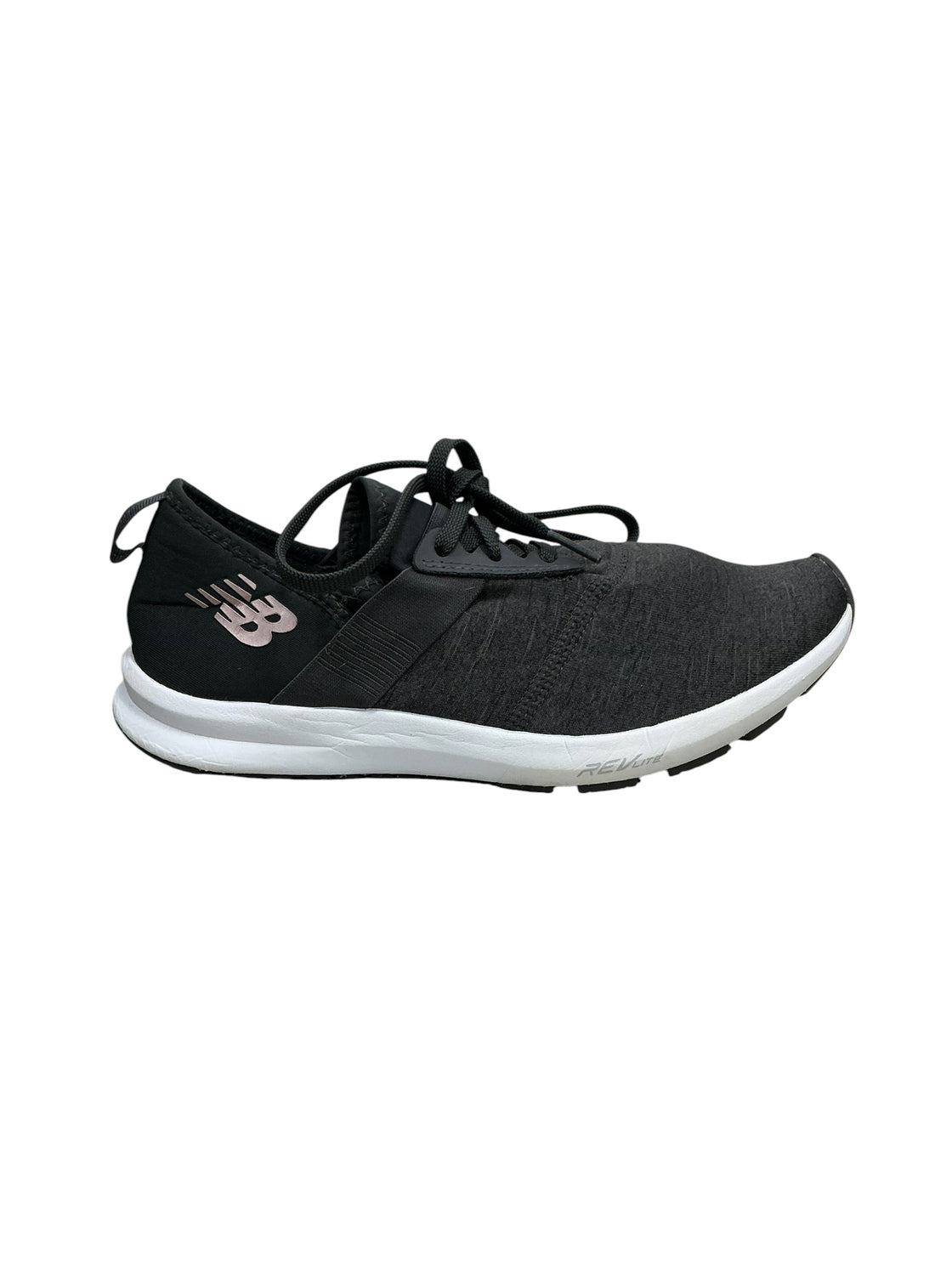 Tenis 8.5 (NEW BALANCE)