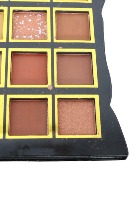 Paleta de sombras (TASTE BEAUTY)