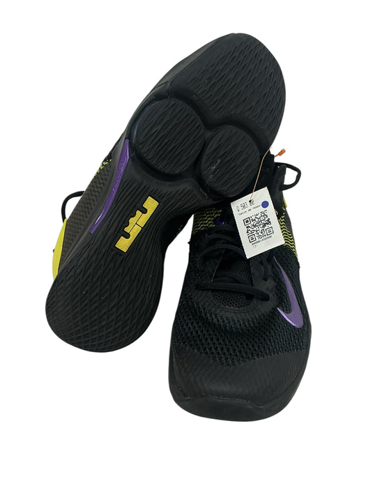Tenis 9.5 (NIKE)