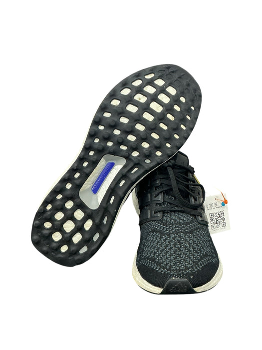 Tenis 8.5