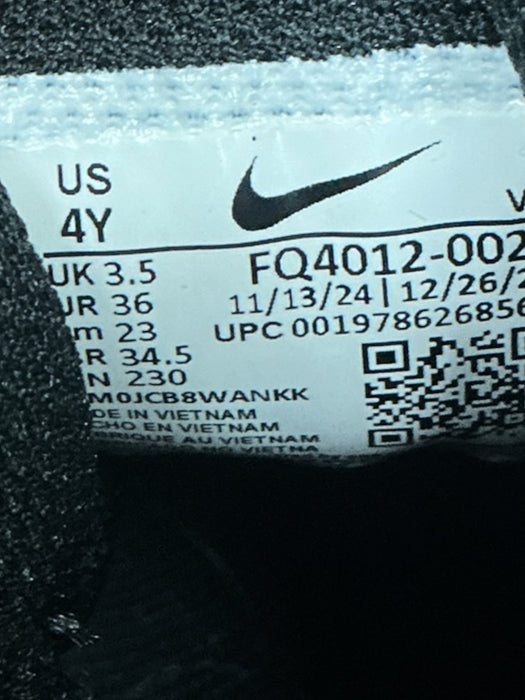 Tenis 4Y (NIKE)