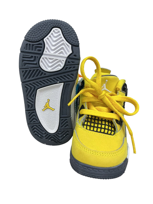 Tenis para bebé 5C (JORDAN)