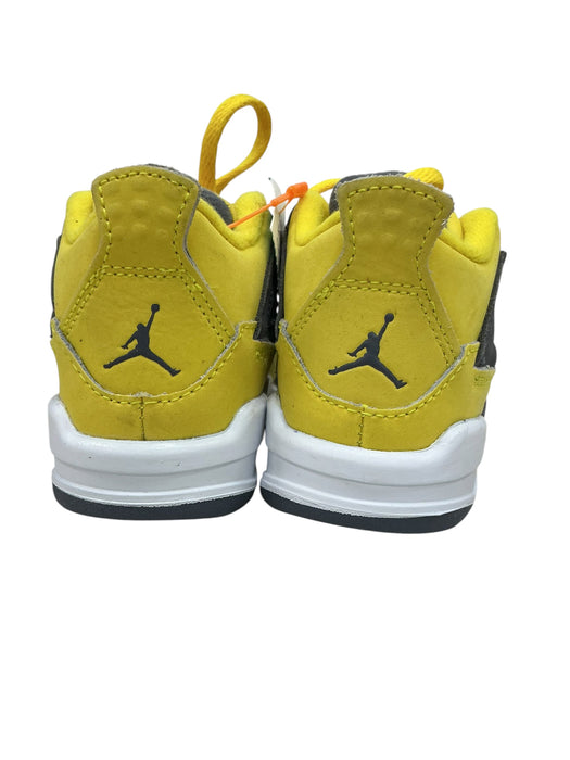 Tenis para bebé 5C (JORDAN)