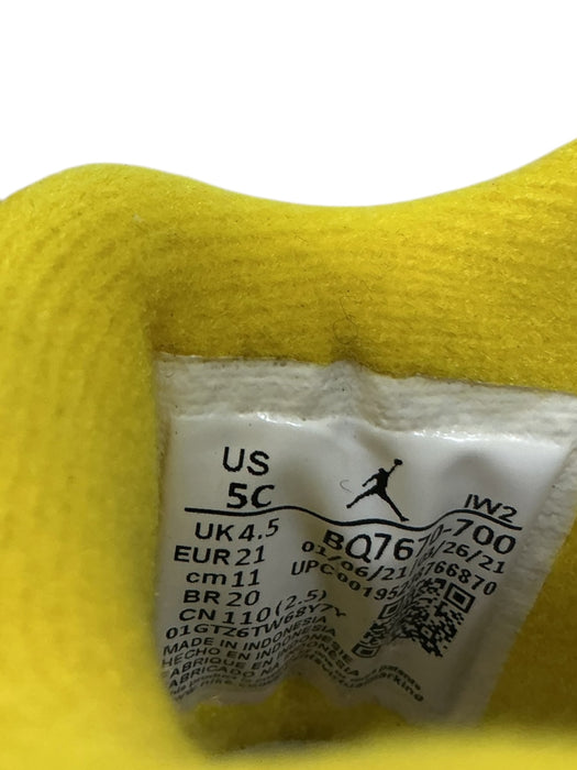 Tenis para bebé 5C (JORDAN)
