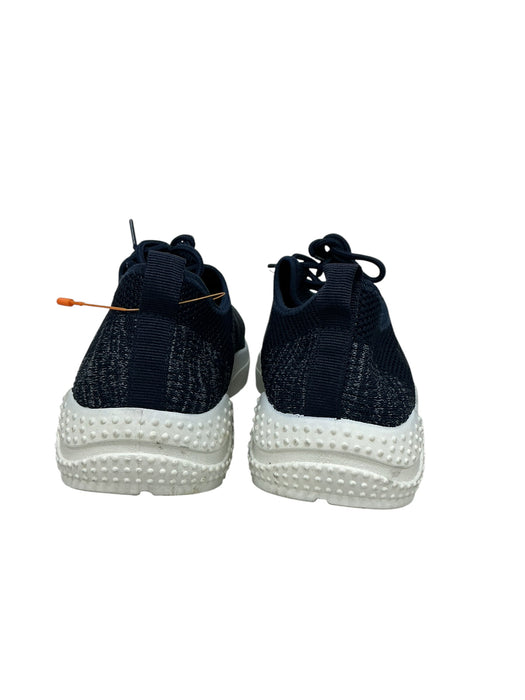 Tenis