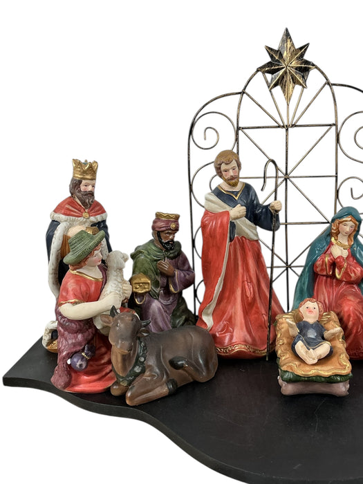 Nacimiento (ELEMENTS)