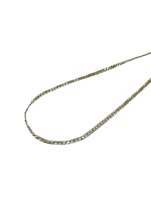 Collar de plata (925)