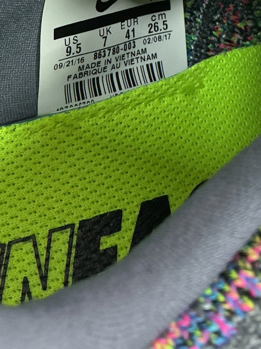 Tenis 9.5 (NIKE)