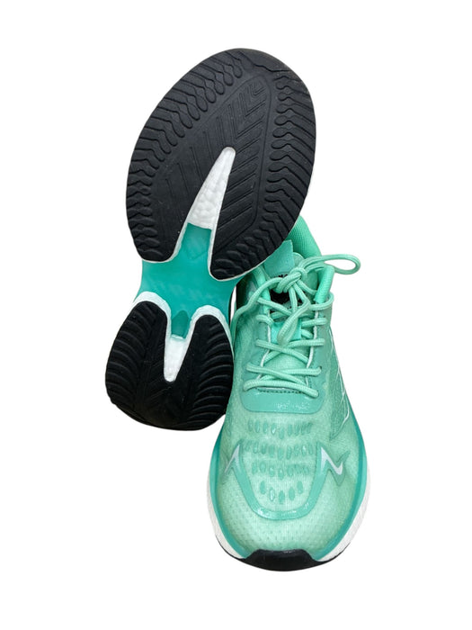 Tenis