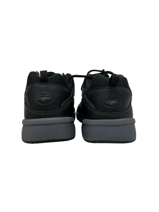 Tenis 8.5