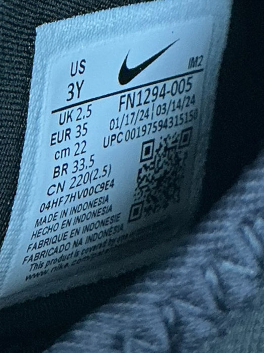 Tenis 3 (NIKE)
