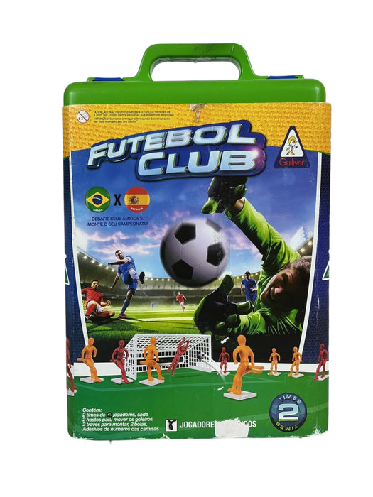 Juego de fútbol (GULLIVER)